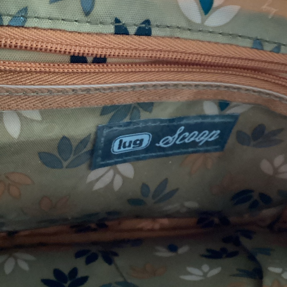 Lug Crossbody Bag - Picture 6 of 15
